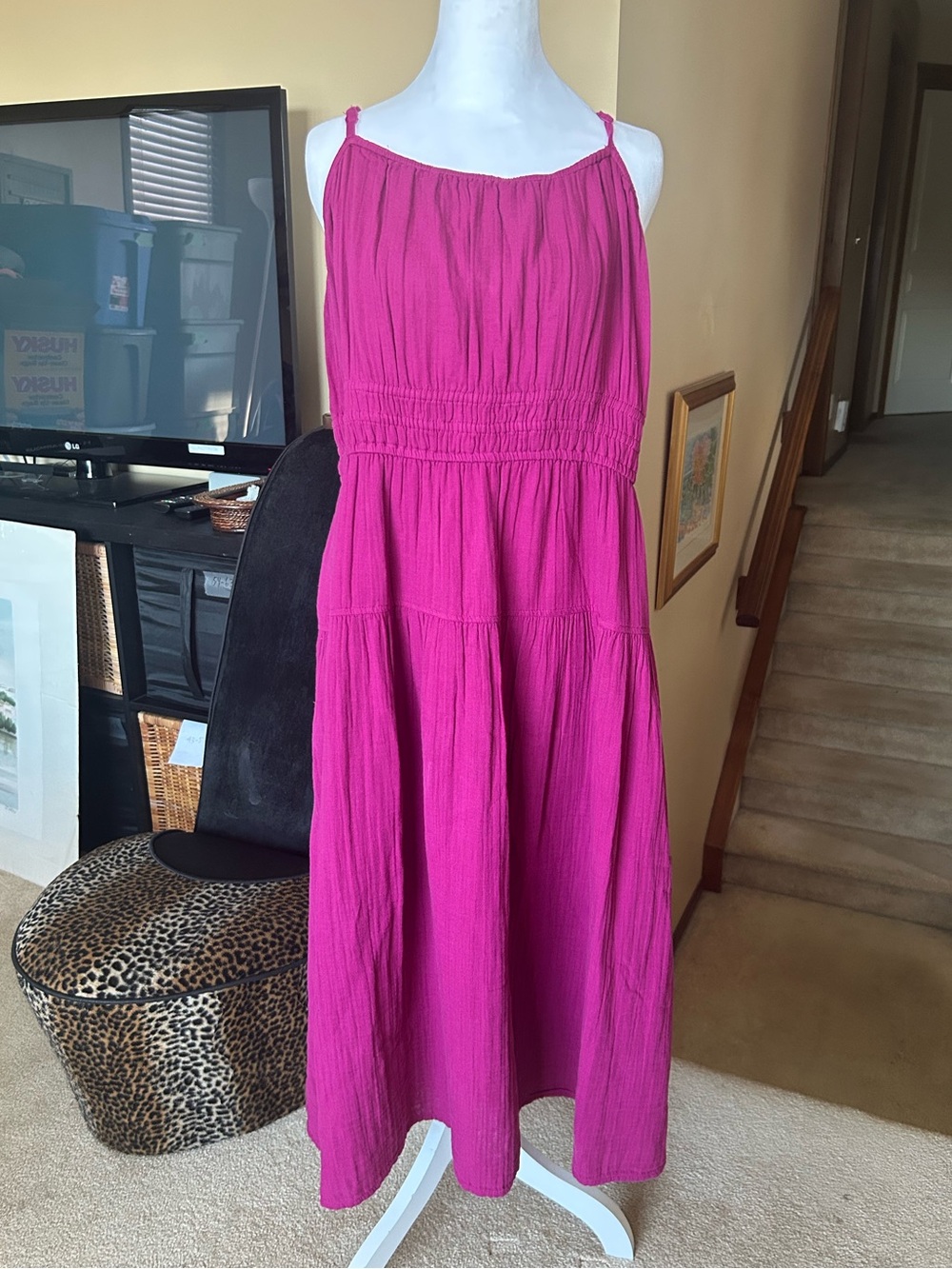 Old Navy Cotton Gauze Fuchsia spaghetti strap Maxi Dress with Pockets